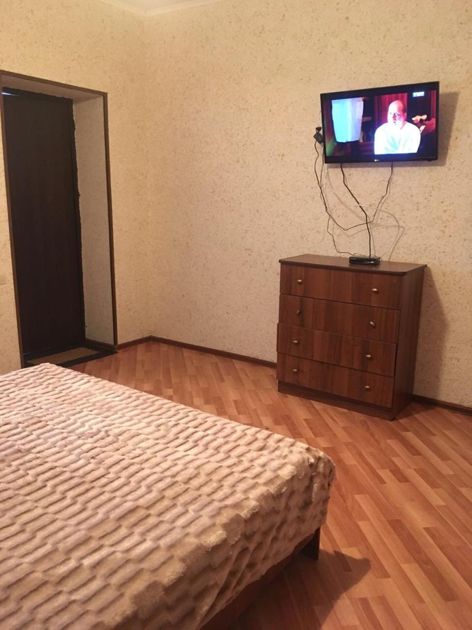 Esnat Guest House Титова 25А スフミ エクステリア 写真